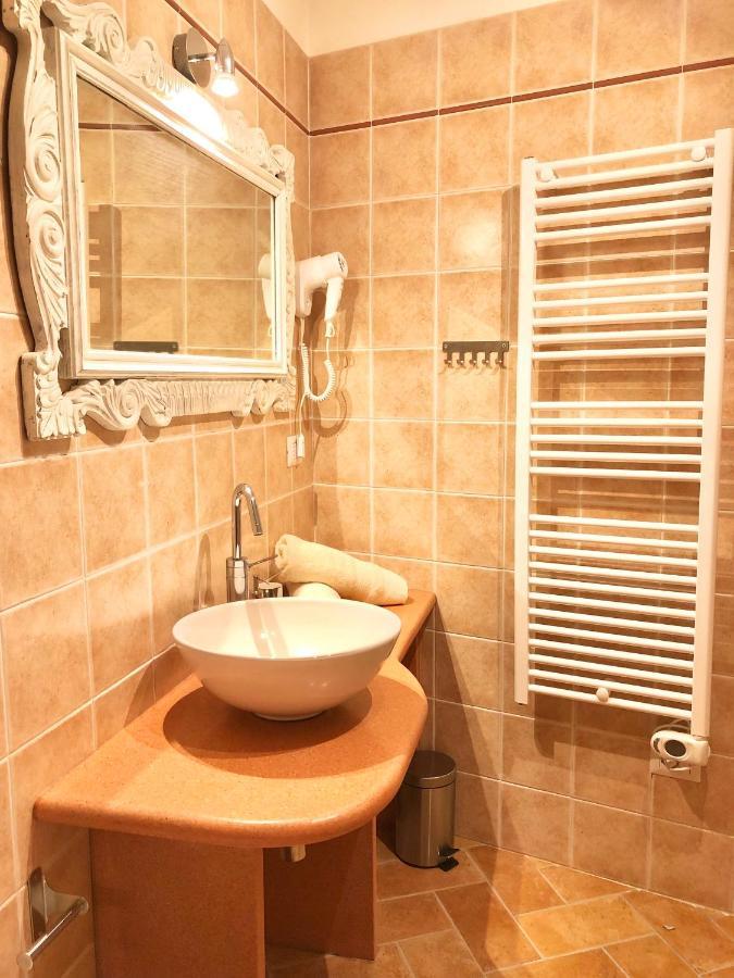 גרבינה אין פוליה San Michele Delle Grotte Bnb מראה חיצוני תמונה